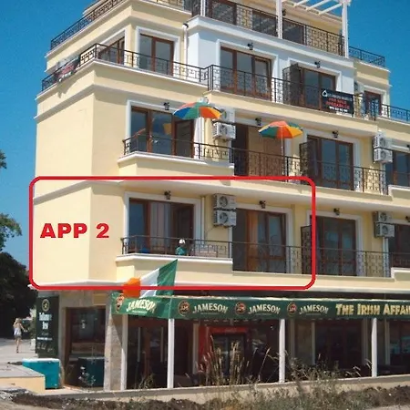 Aparthotel Lucky Beach 4*